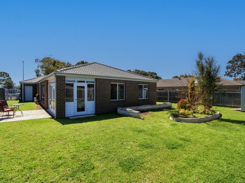 5 Alice Court, Paynesville VIC 3880