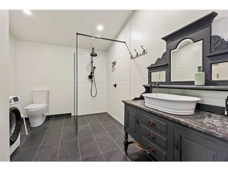 32 Newton Close, Paynesville VIC 3880