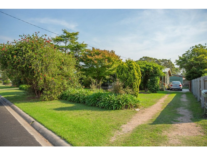 32 Newton Close, Paynesville VIC 3880