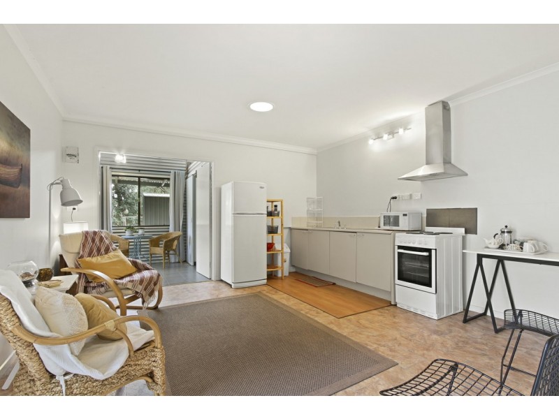 30 Seventh Parade, Raymond Island VIC 3880