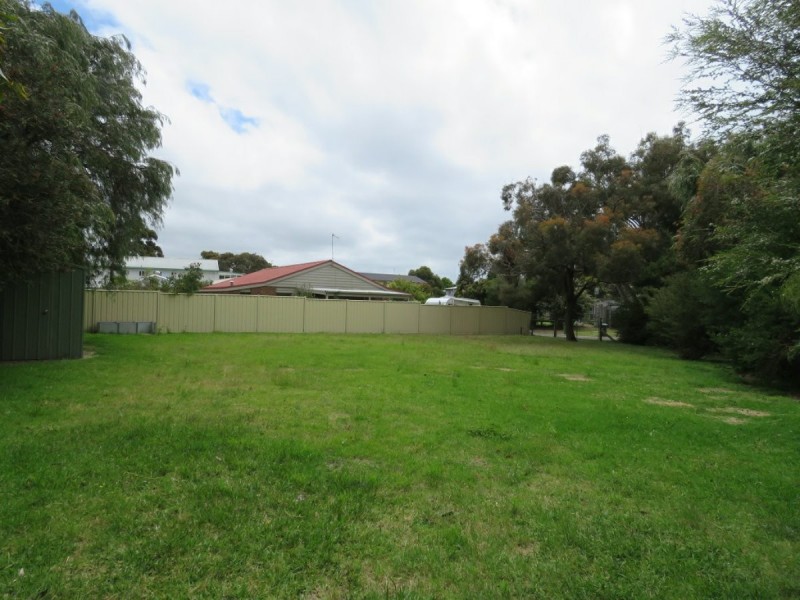 23 Currawong Close, Raymond Island VIC 3880