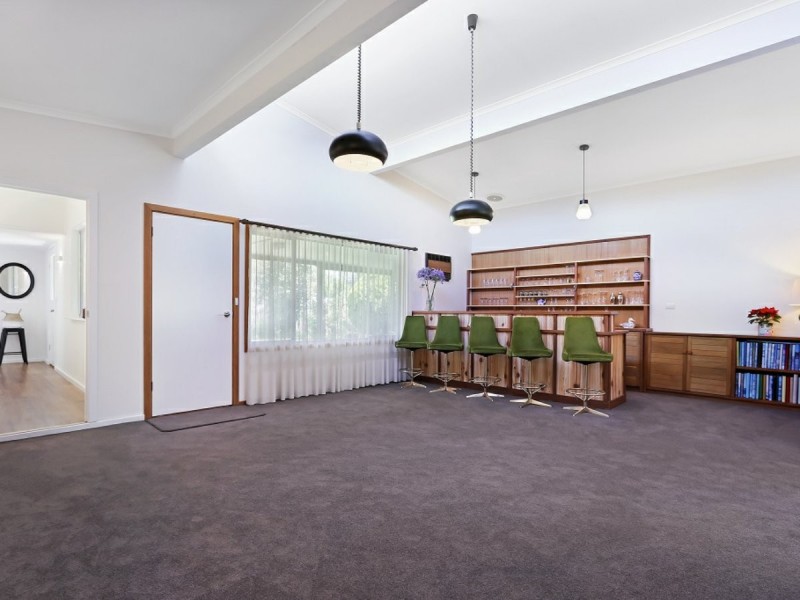 3 Third Parade, Raymond Island VIC 3880