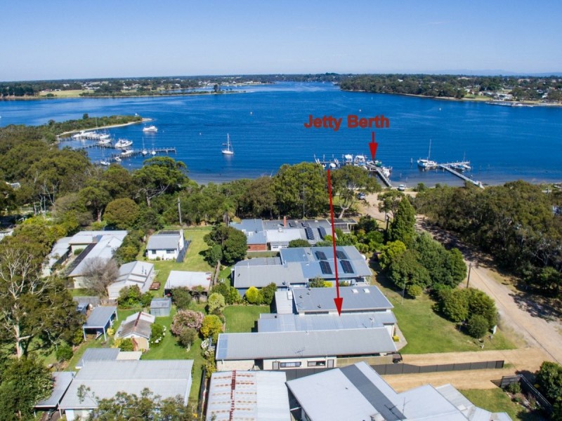 3 Third Parade, Raymond Island VIC 3880