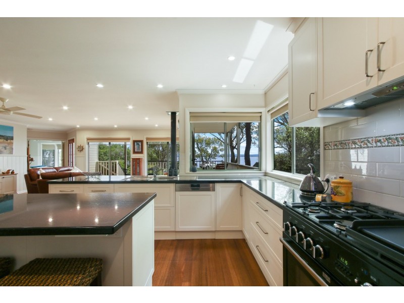 193 Western Boulevard, Raymond Island VIC 3880