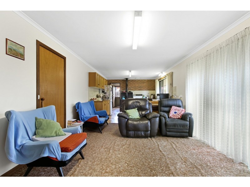 6 Harbour Court, Paynesville VIC 3880