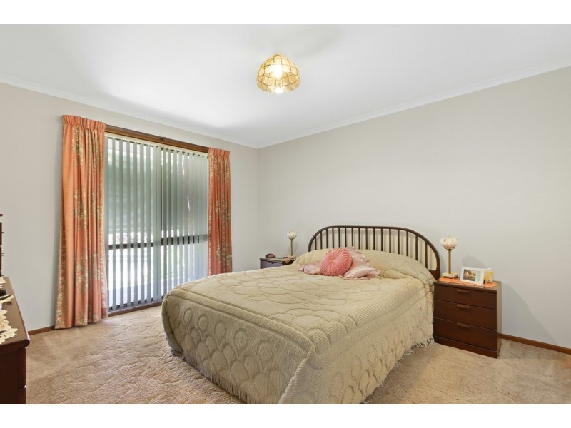 6 Harbour Court, Paynesville VIC 3880