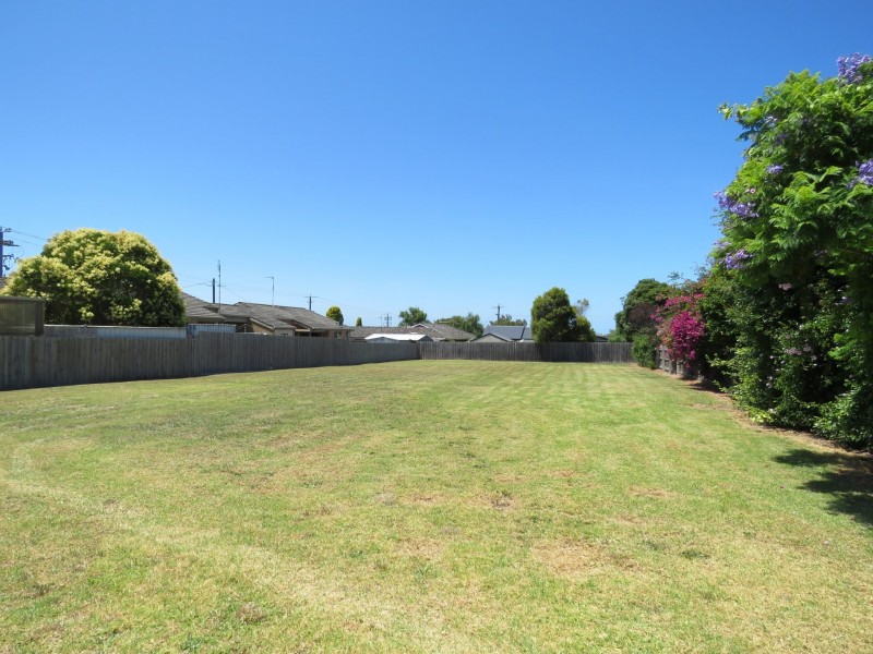 128 Main Road, Paynesville VIC 3880