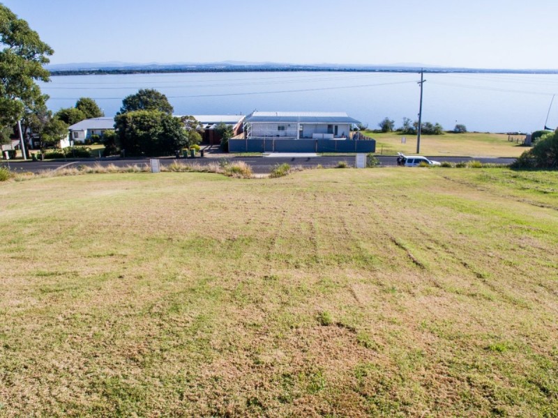 180 Bay Road, Eagle Point VIC 3878