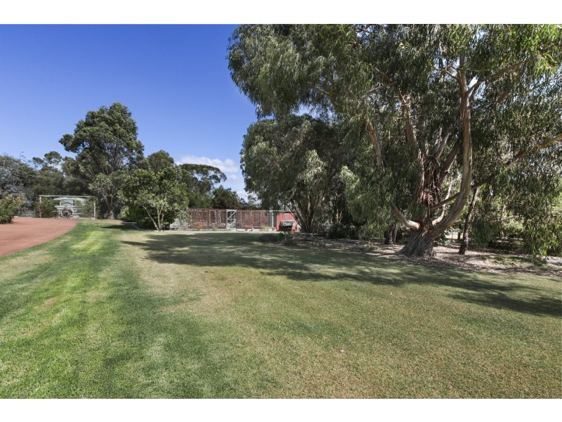 5 Redgum Court, Newlands Arm VIC 3875