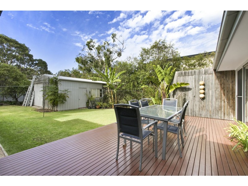 67 Fourth Avenue, Raymond Island VIC 3880