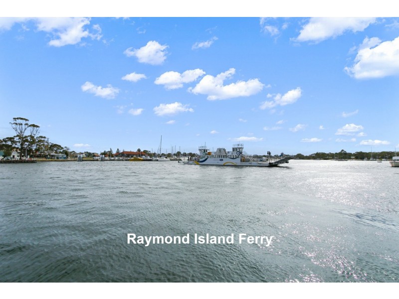 67 Fourth Avenue, Raymond Island VIC 3880