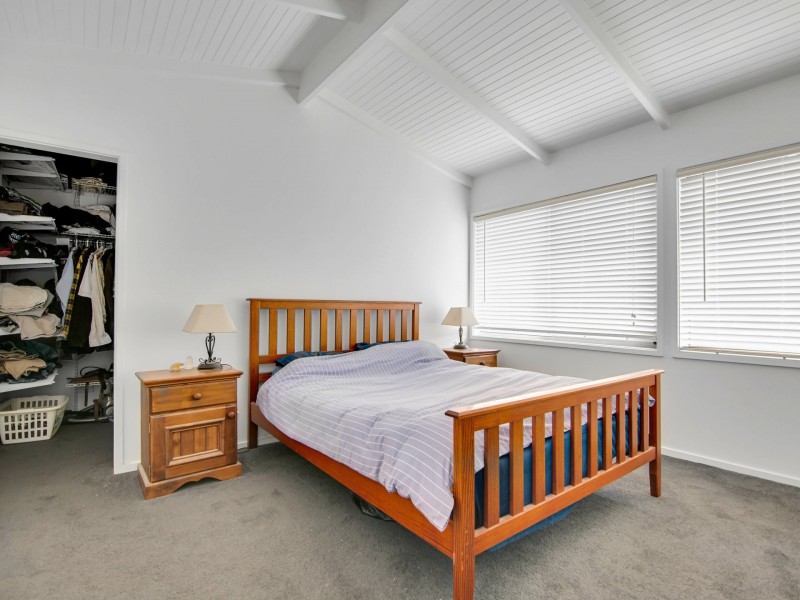 83 Twelfth Avenue, Raymond Island VIC 3880