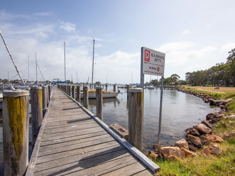 83 Twelfth Avenue, Raymond Island VIC 3880