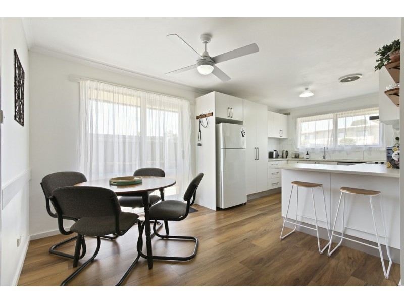 1 Tanjil Avenue, Paynesville VIC 3880