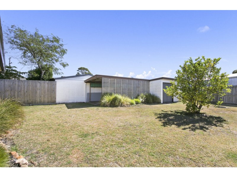1 Tanjil Avenue, Paynesville VIC 3880
