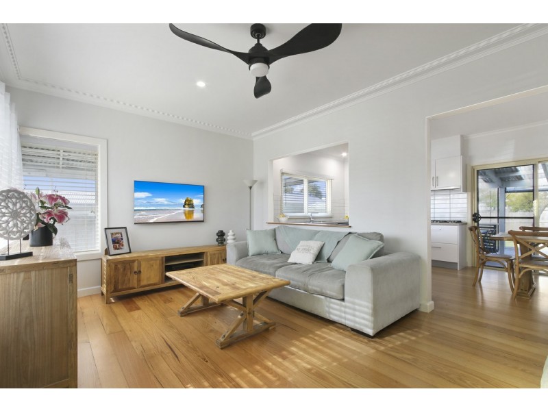 10 Canal Road, Paynesville VIC 3880
