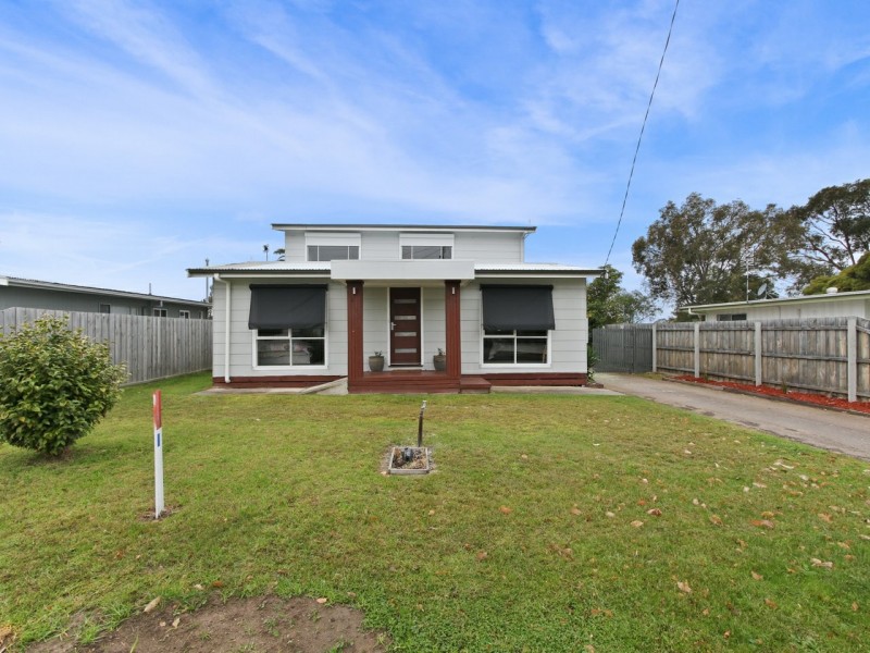 52 Vaughan Street, Paynesville VIC 3880