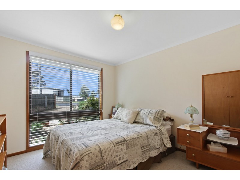 7 Waverley Court, Paynesville VIC 3880