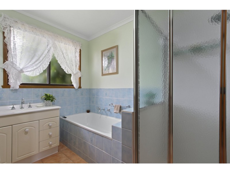 7 Waverley Court, Paynesville VIC 3880