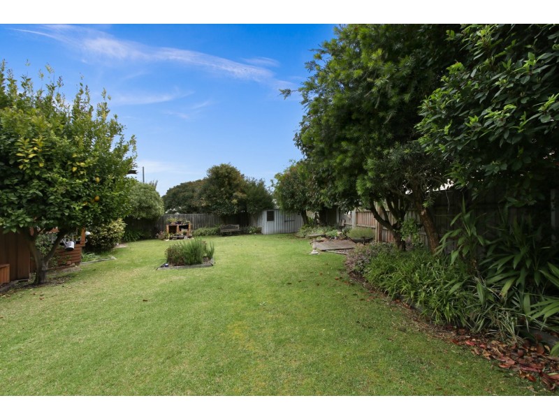 7 Waverley Court, Paynesville VIC 3880