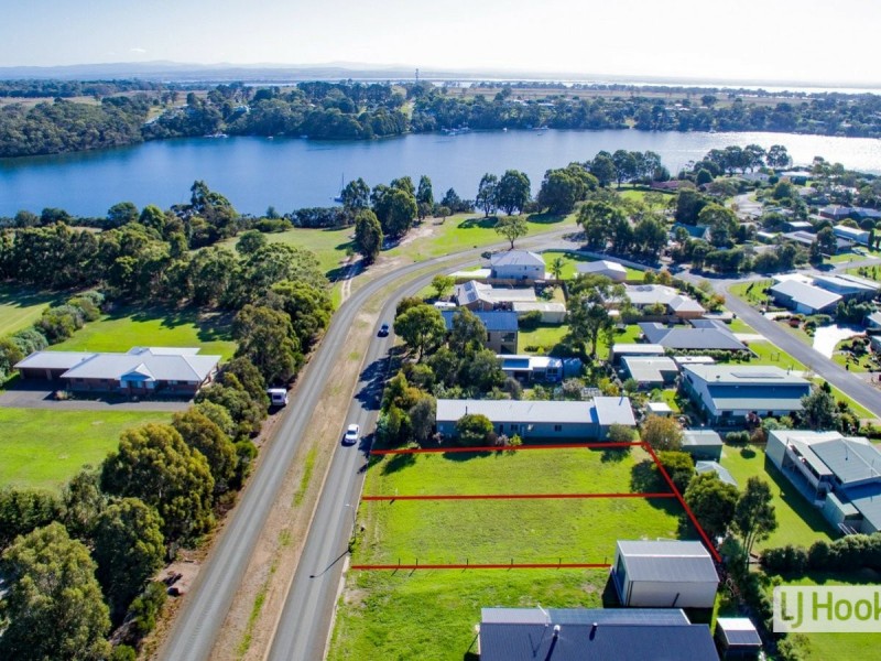 18A & 18B Meridian Way, Newlands Arm VIC 3875