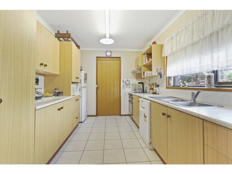 Unit 2/28 Queen Street, Paynesville VIC 3880