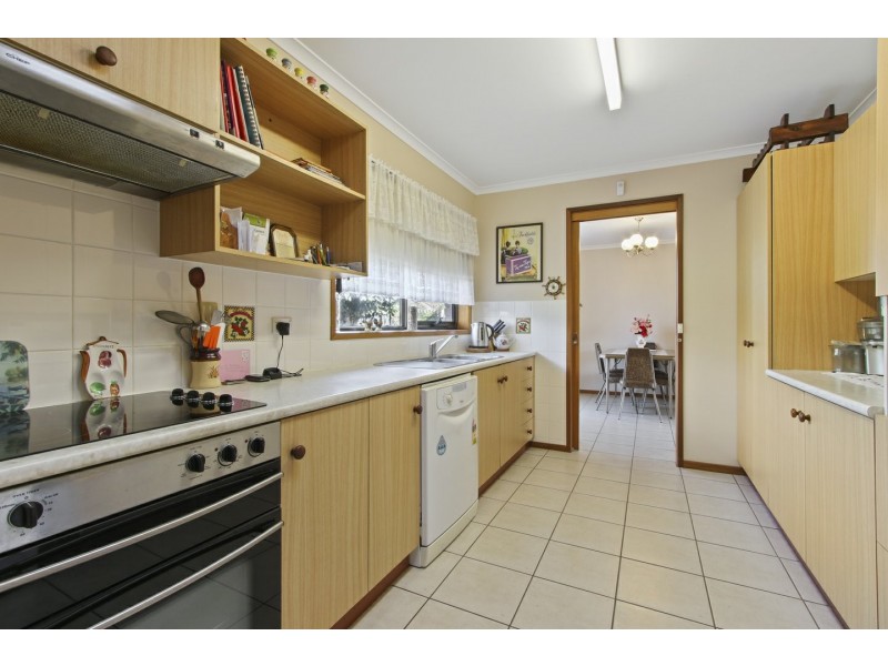 Unit 2/28 Queen Street, Paynesville VIC 3880