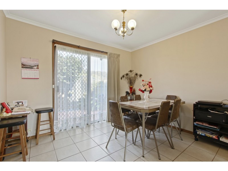 Unit 2/28 Queen Street, Paynesville VIC 3880