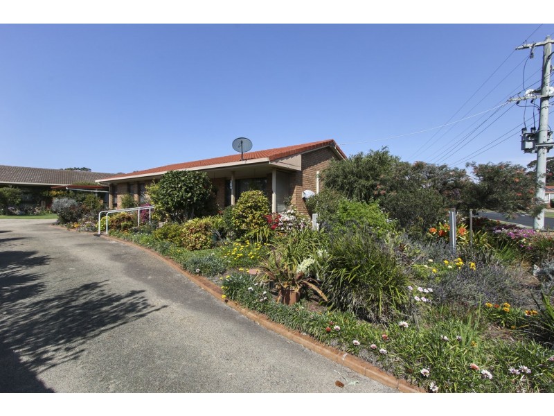 Unit 2/28 Queen Street, Paynesville VIC 3880