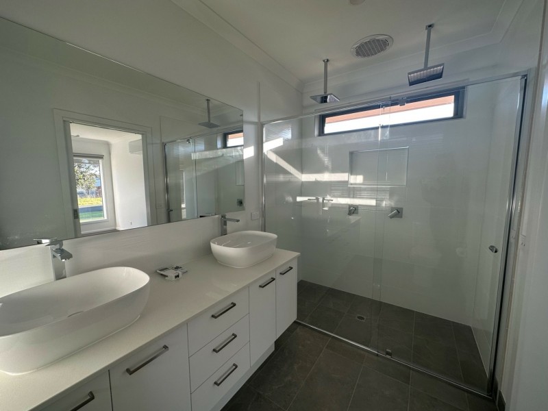 7 Woodman Road, Eagle Point VIC 3878