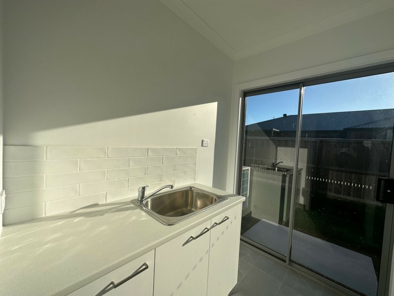 7 Woodman Road, Eagle Point VIC 3878