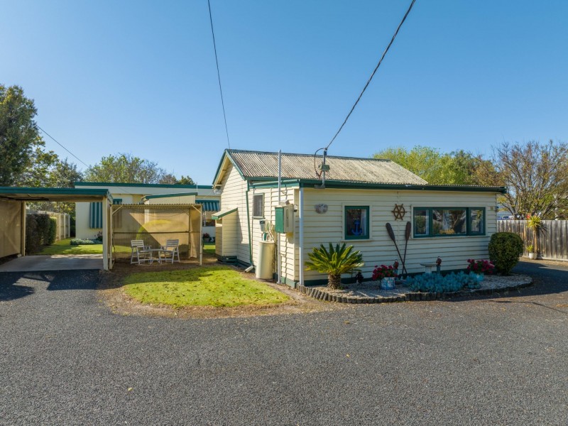 78 Main Road, Paynesville VIC 3880