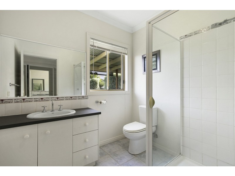 17 Waterloo Court, Paynesville VIC 3880