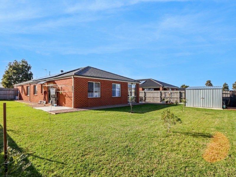 13 Digney Street, Paynesville VIC 3880