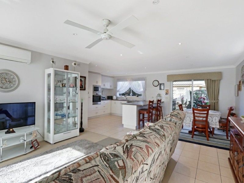 Unit 11/9-11 Wellington Street, Paynesville VIC 3880