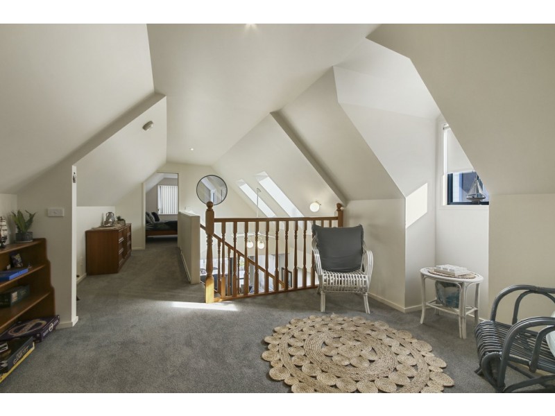 2/32 Aquarius Way, Paynesville VIC 3880