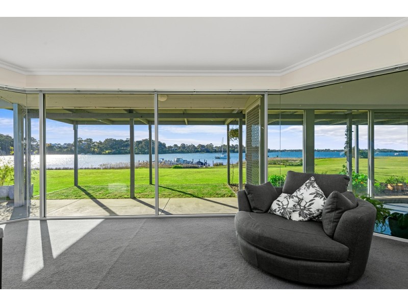 19 Lake Shore Drive, Newlands Arm VIC 3875