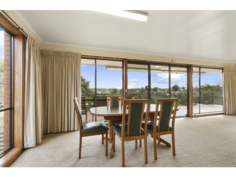 44-46 Fourth Avenue, Raymond Island VIC 3880