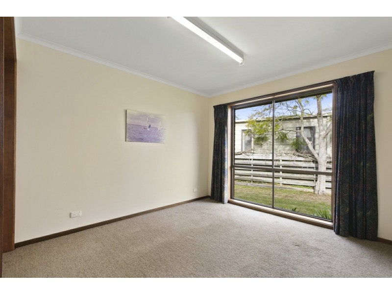 44-46 Fourth Avenue, Raymond Island VIC 3880