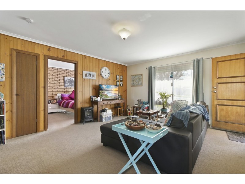 Unit 2/2 Canal Road, Paynesville VIC 3880