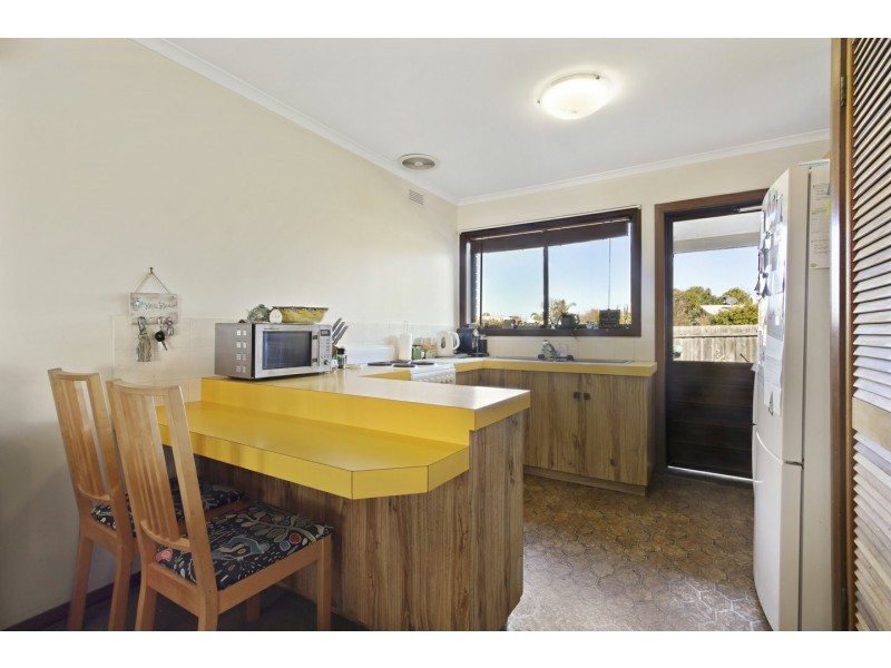 Unit 2/2 Canal Road, Paynesville VIC 3880