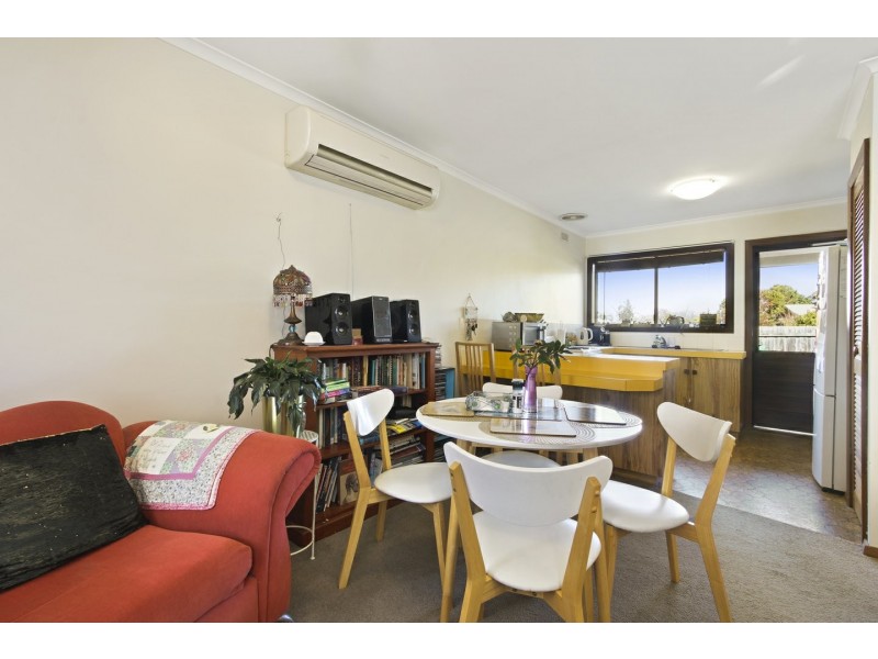 Unit 2/2 Canal Road, Paynesville VIC 3880
