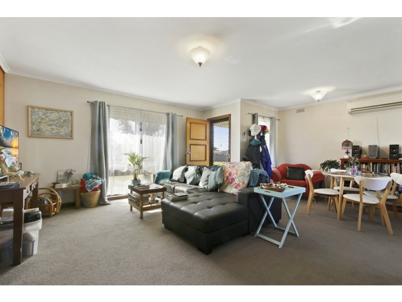 Unit 2/2 Canal Road, Paynesville VIC 3880