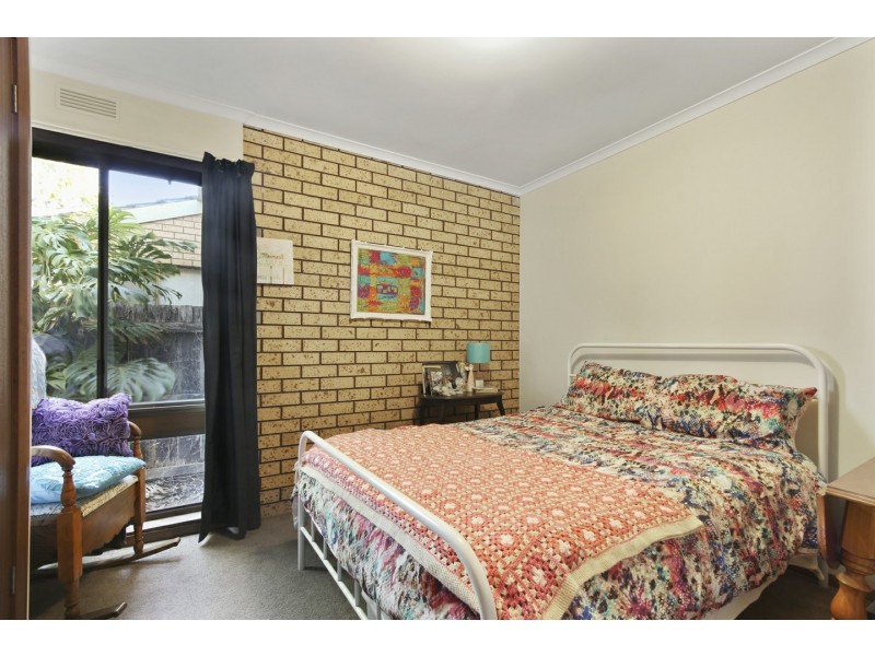 Unit 2/2 Canal Road, Paynesville VIC 3880