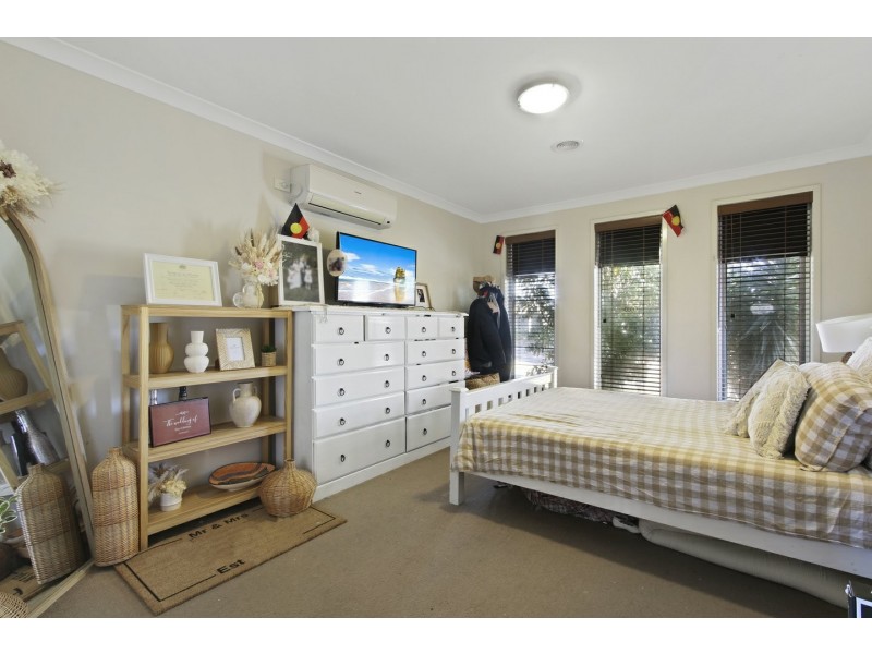 15 Coast Avenue, Paynesville VIC 3880