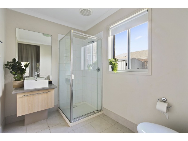 15 Coast Avenue, Paynesville VIC 3880
