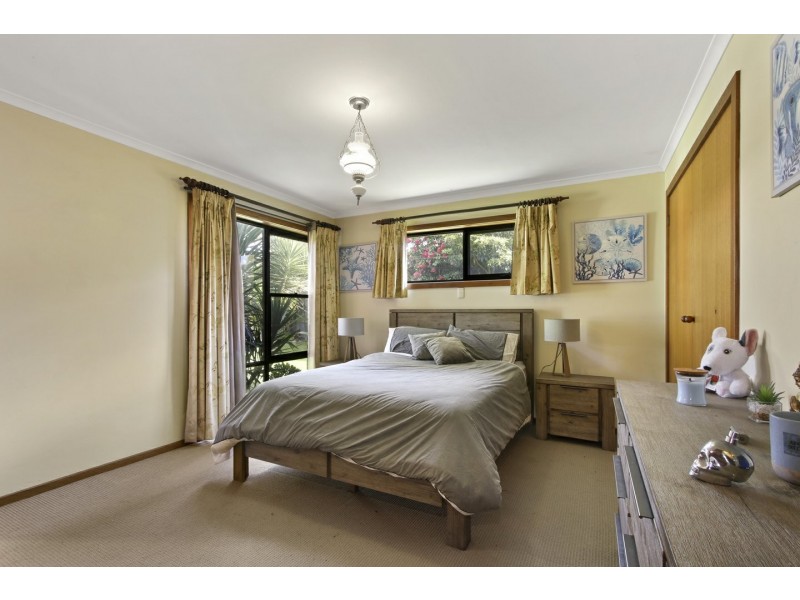 6 Newton Close, Paynesville VIC 3880