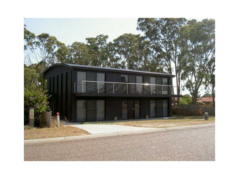 82 Newlands Drive, Paynesville VIC 3880