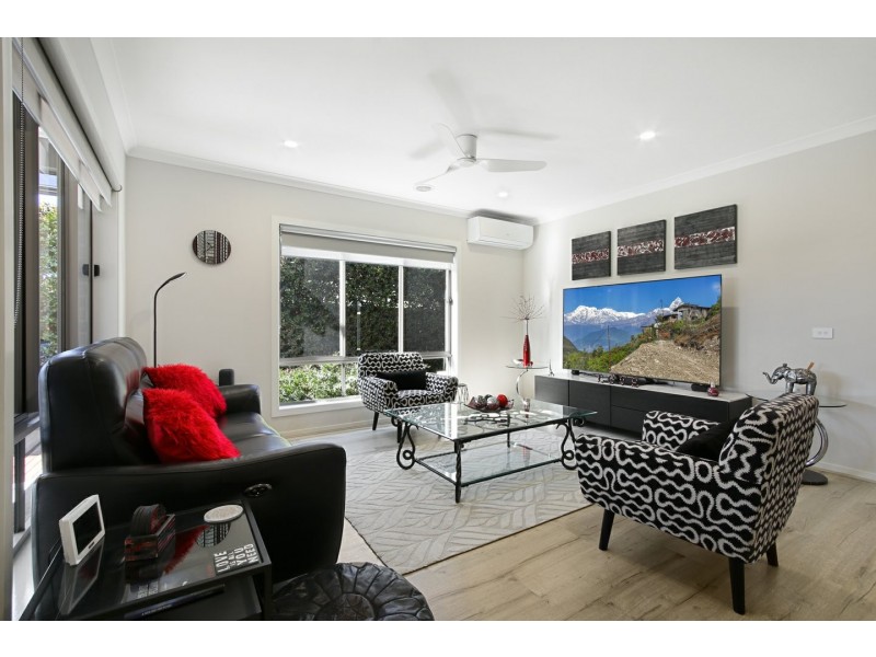 34 Aquabella Drive, Eagle Point VIC 3878