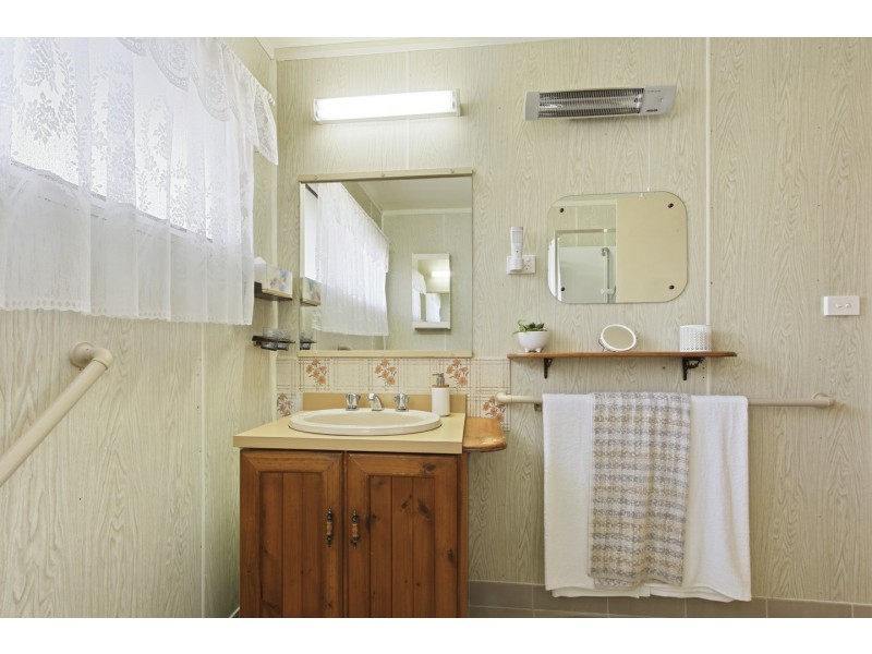 53 Cumming Street, Paynesville VIC 3880